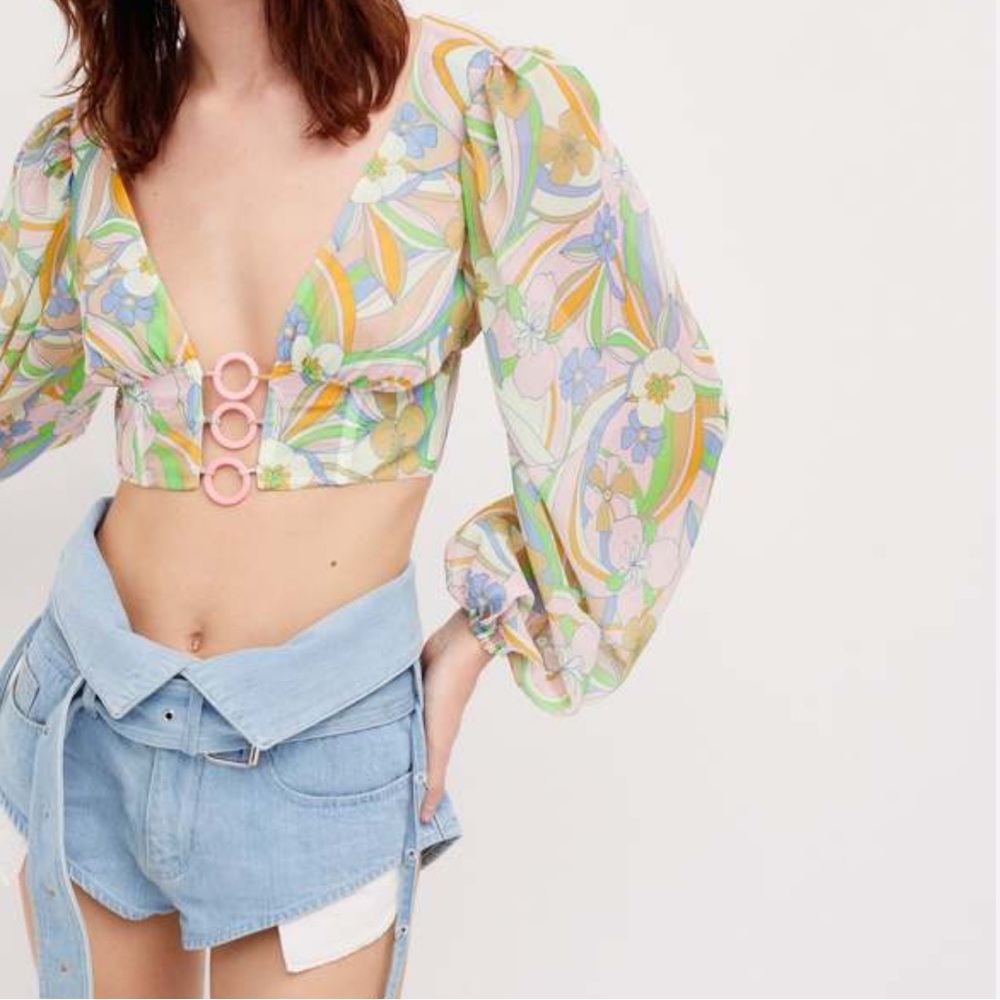 Guinevere Crop Top in Green
For Love & Lemons